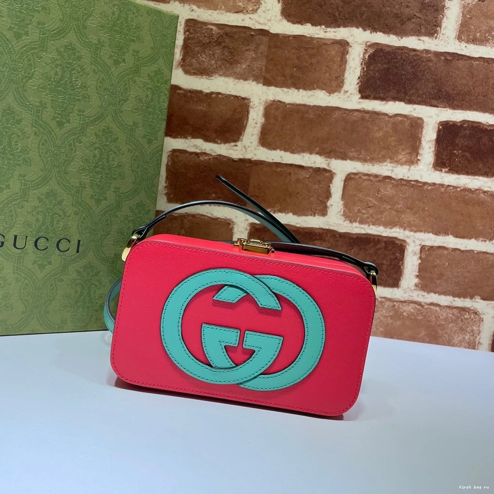 First bag ru GUCCI Interlocking G mini bag 0808